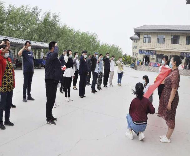 中华民族一家亲，同心共筑中国梦 ——机关第三党支部开展主题党日暨民族团结一家亲联谊活动